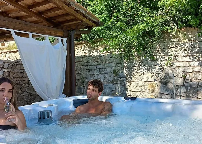 فندق مبيت وإفطار Domus Antiqua 3*