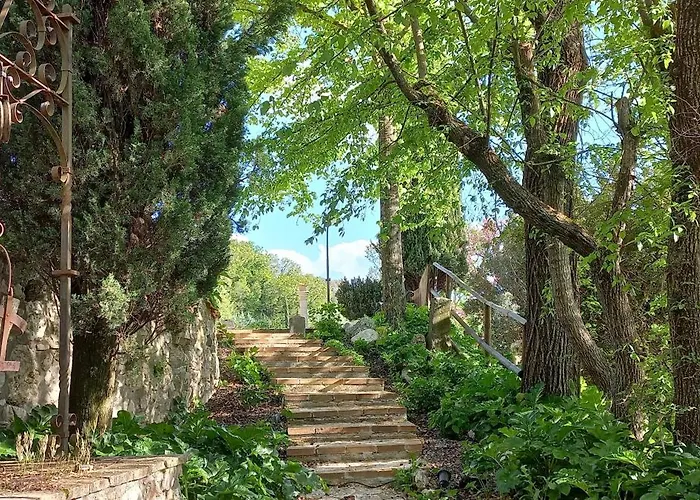 فندق مبيت وإفطار Domus Antiqua سبيلّو