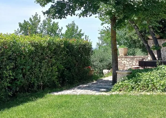 Domus Antiqua Спелло